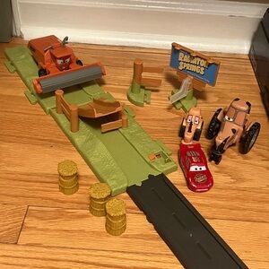 Radiator Springs Launcher Set